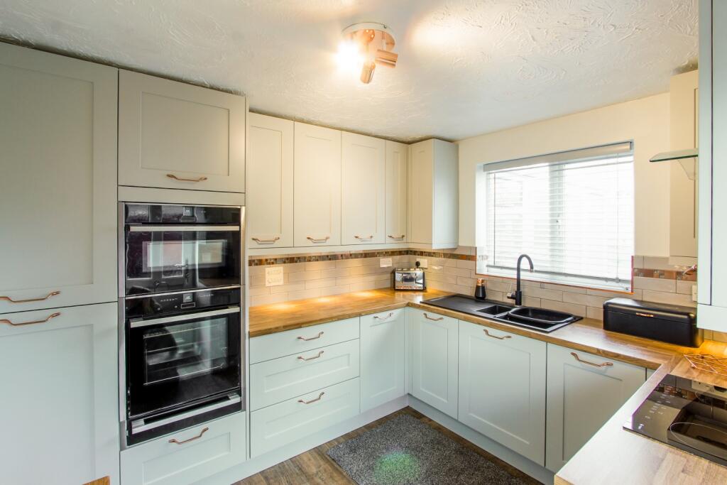 Additional image 20 of 57 College Green, Yeovil