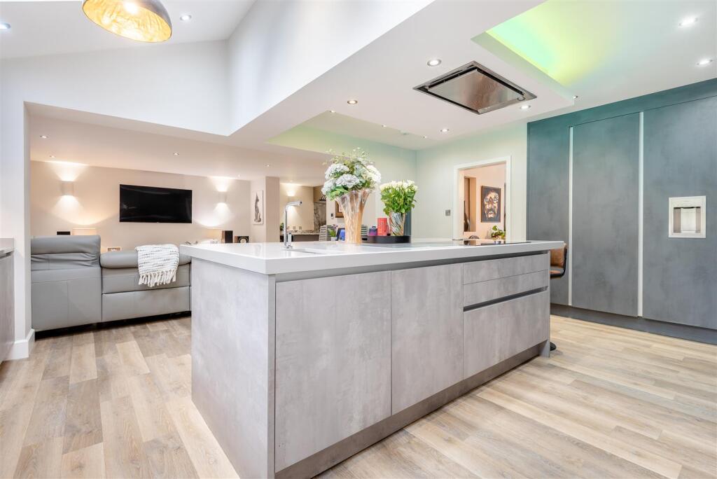 Additional image 14 of Grasmere Avenue, Sutton Coldfield