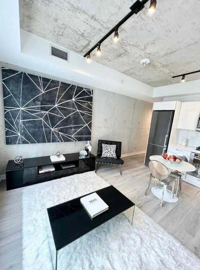 Additional image 2 of 55 Ontario St Unit 713