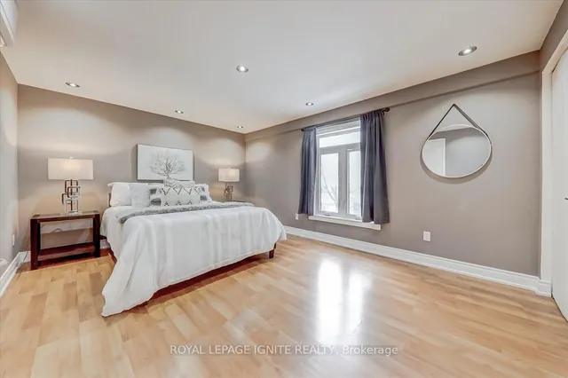 Additional image 13 of 120 Murison Blvd Unit 4