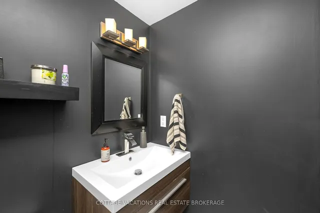 Additional image 7 of 2396 Emerson Dr