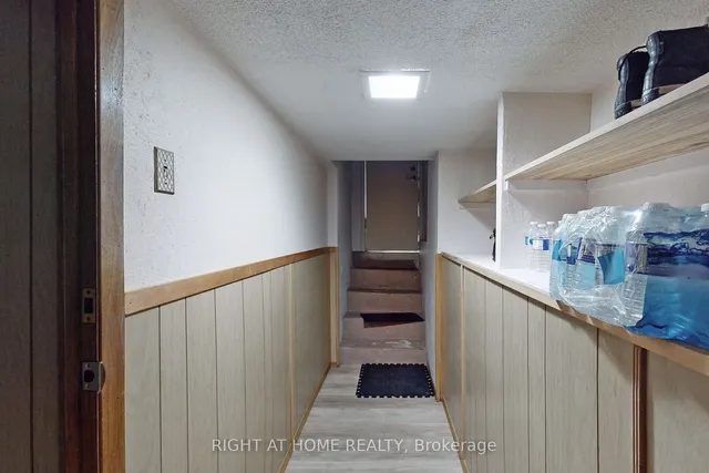 Additional image 27 of 1 Edgebrook Dr