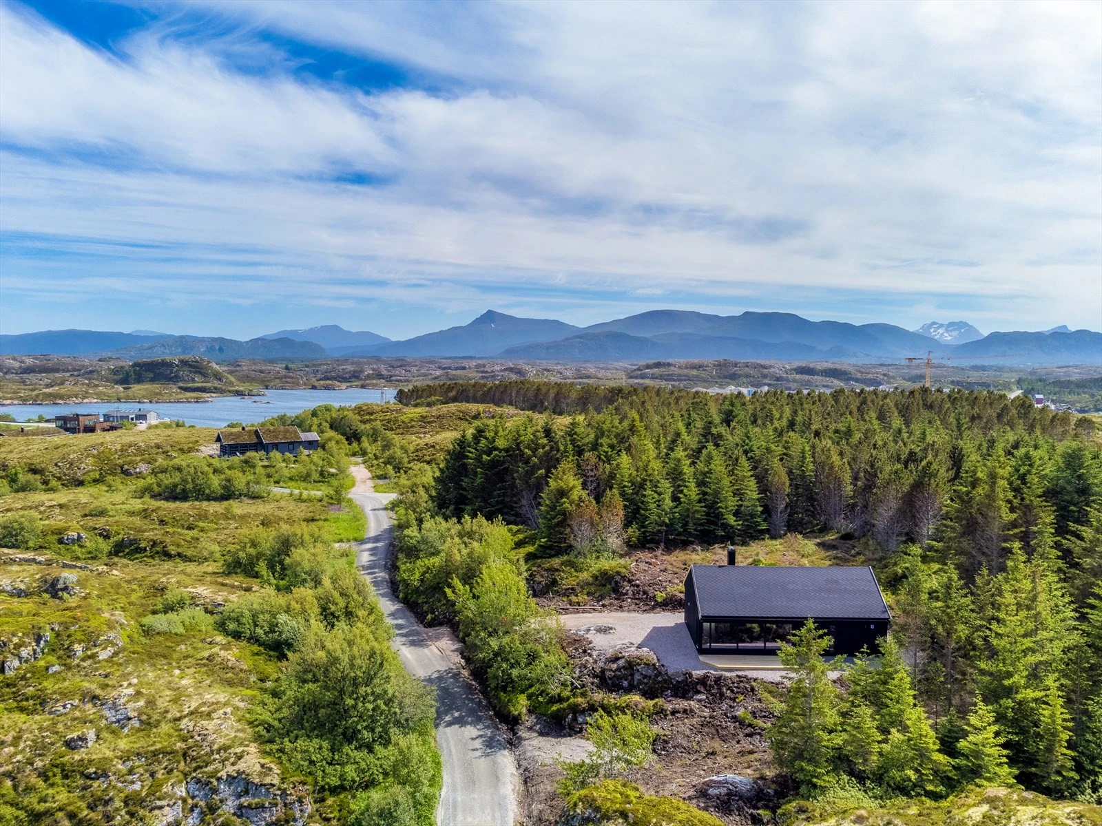 Additional image 3 of Blomsterholmveien 43, 6533 Averøy