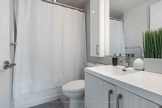 Additional image 23 of 39 Sherbourne St Unit 907