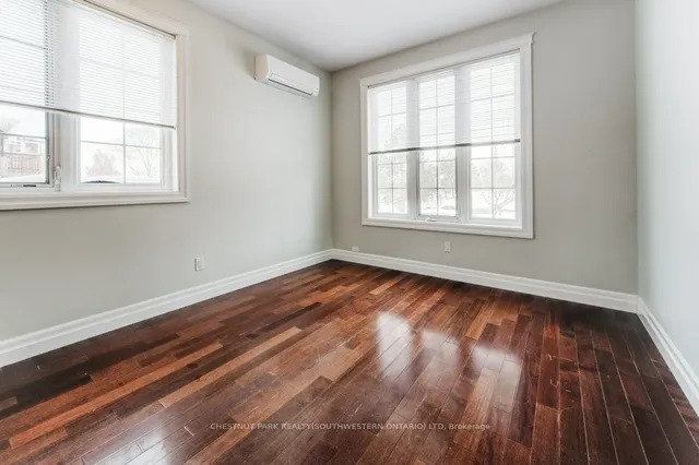 Additional image 9 of 555 King St Unit 202
