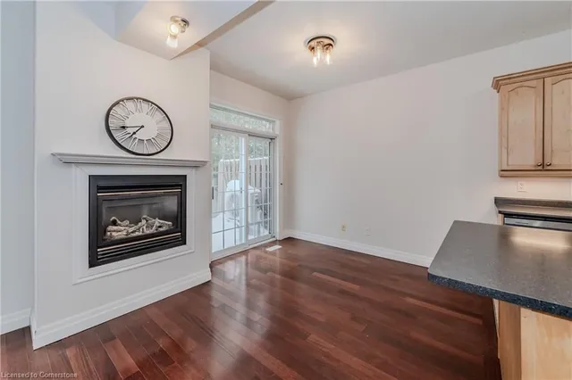 Additional image 18 of 76 Woolwich St Unit 7