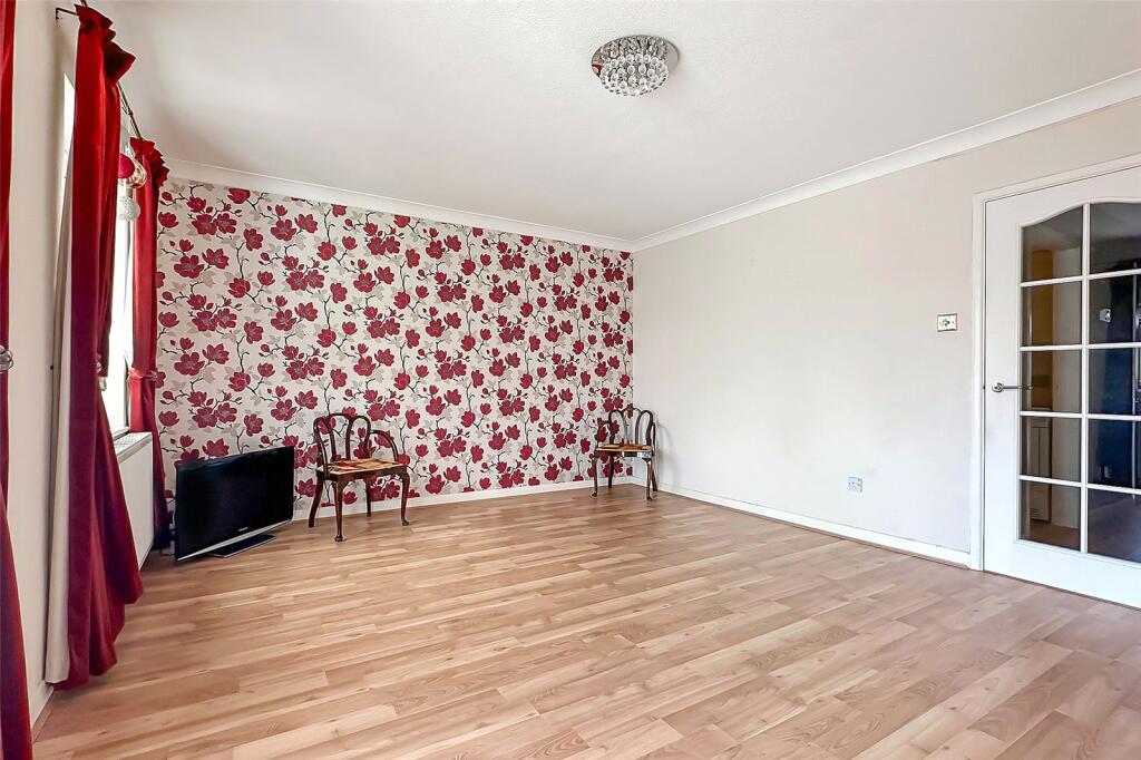Additional image 3 of Dinsdale Gardens, Rustington, Littlehampton, West Sussex