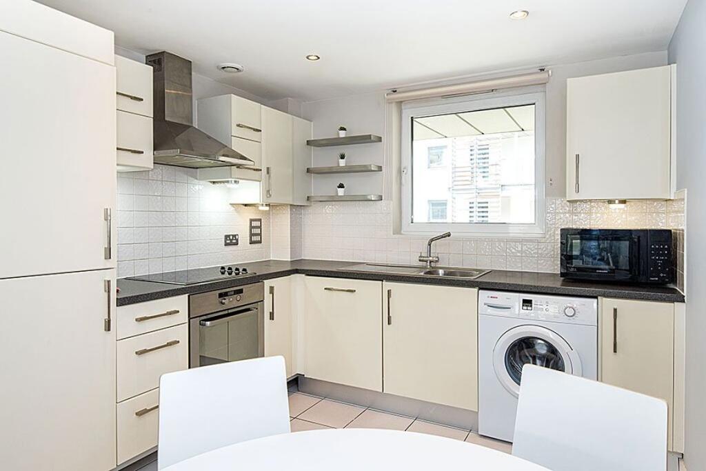 Additional image 3 of Horsted Court - P1660