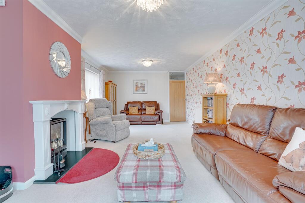 Additional image 8 of Leaders Way, Newmarket