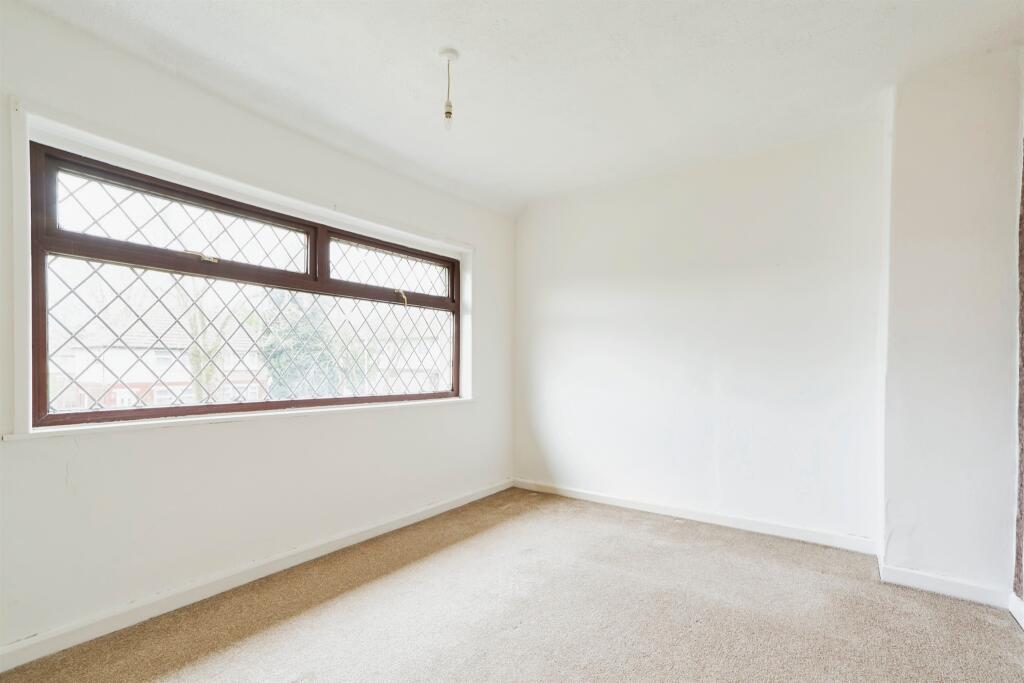 Additional image 11 of Malham Avenue, Bradford