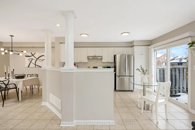 Additional image 10 of 1628 Cartwright Cres