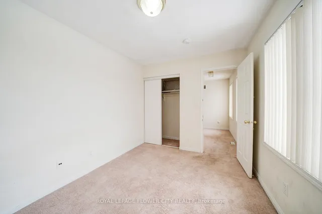 Additional image 20 of 1 Bayridge Dr