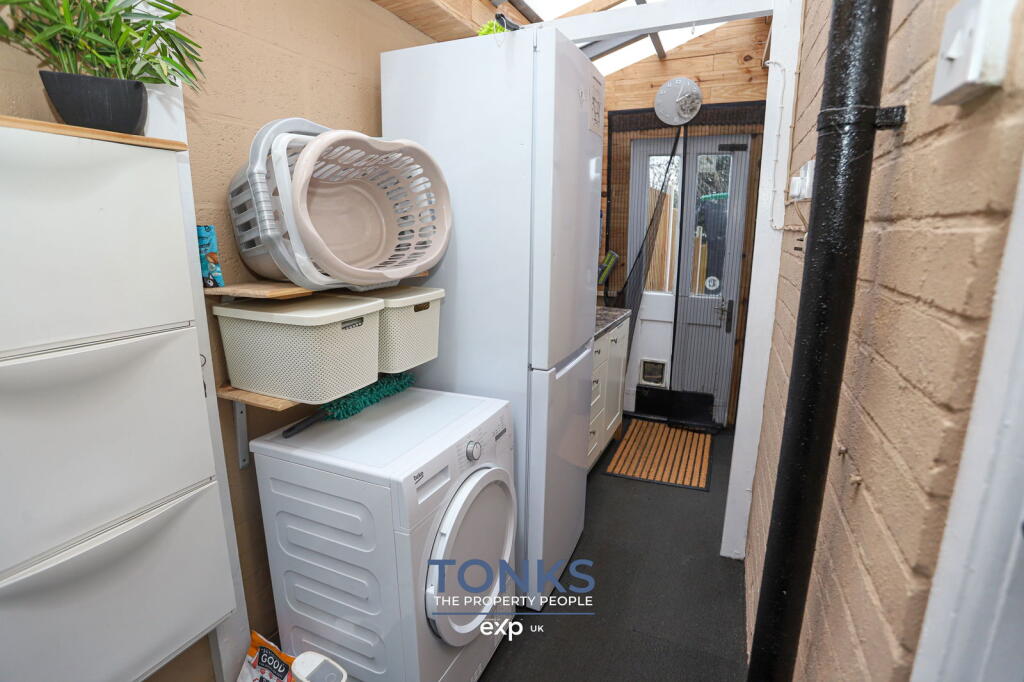 Additional image 8 of Landswood Road, Oldbury, B68 9QE