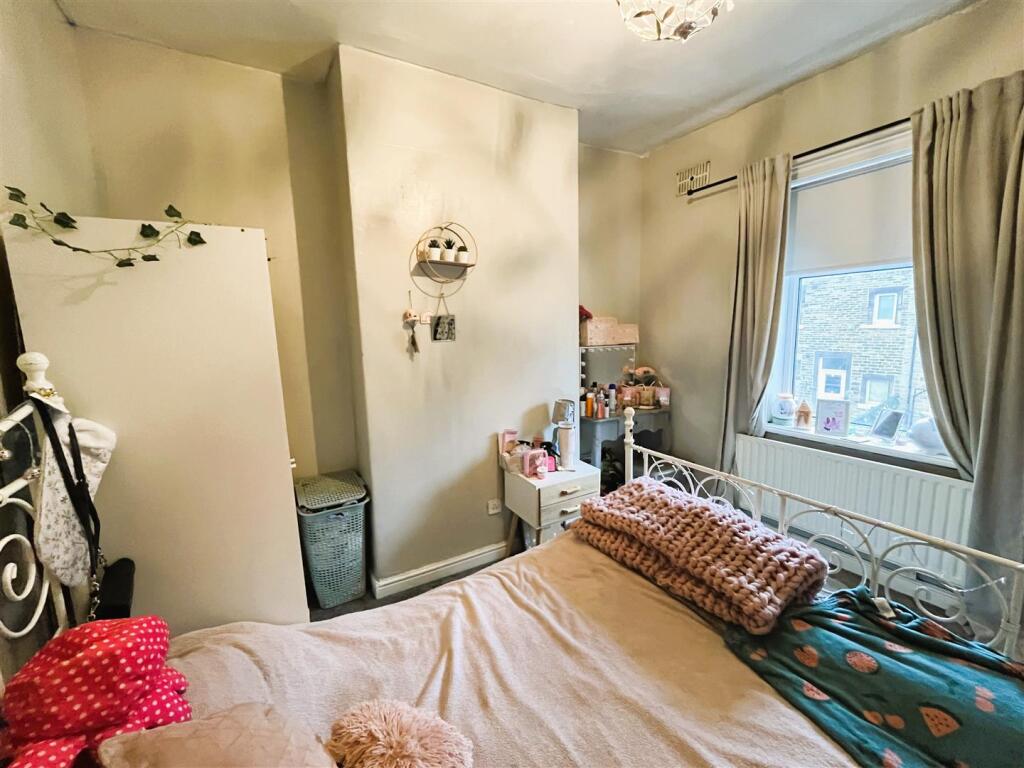 Additional image 11 of Mayfield View, Wyke, Bradford