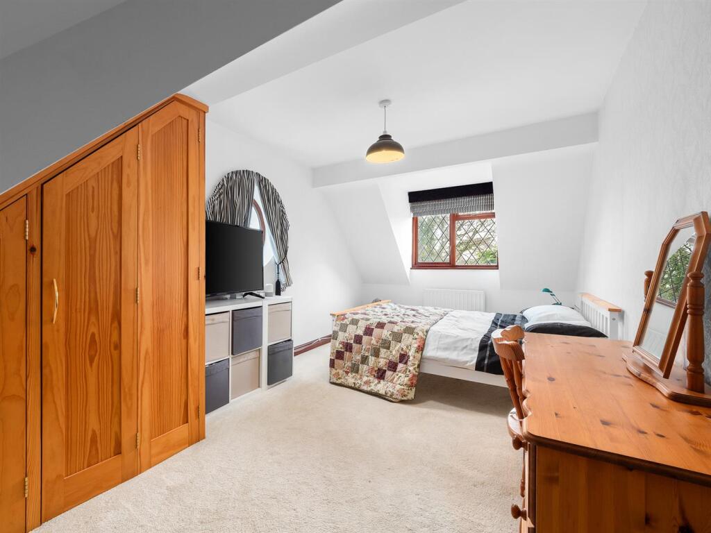 Additional image 40 of Exhall Road, Wixford