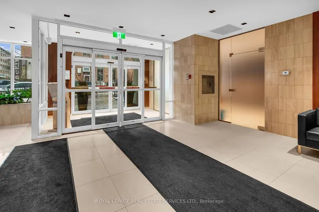 Additional image 31 of 71 Charles St Unit 1103