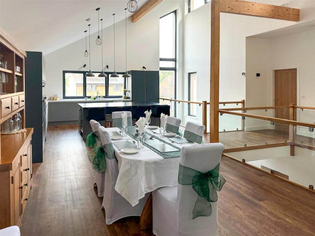 Additional image 7 of Park Street Lane, Park Street, St. Albans, Hertfordshire, AL2