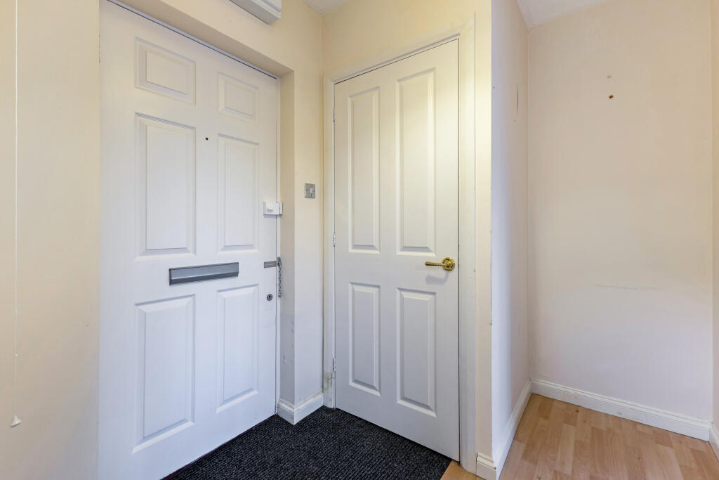 Additional image 13 of Robin Court, Harpenden, AL5