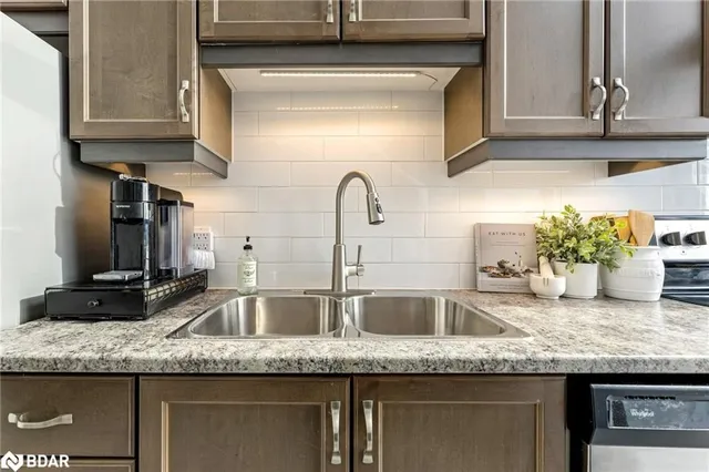 Additional image 18 of 650 Sauve Street St Unit 507