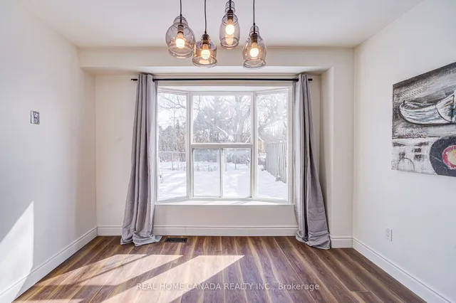 Additional image 13 of 21 Hallen Rd