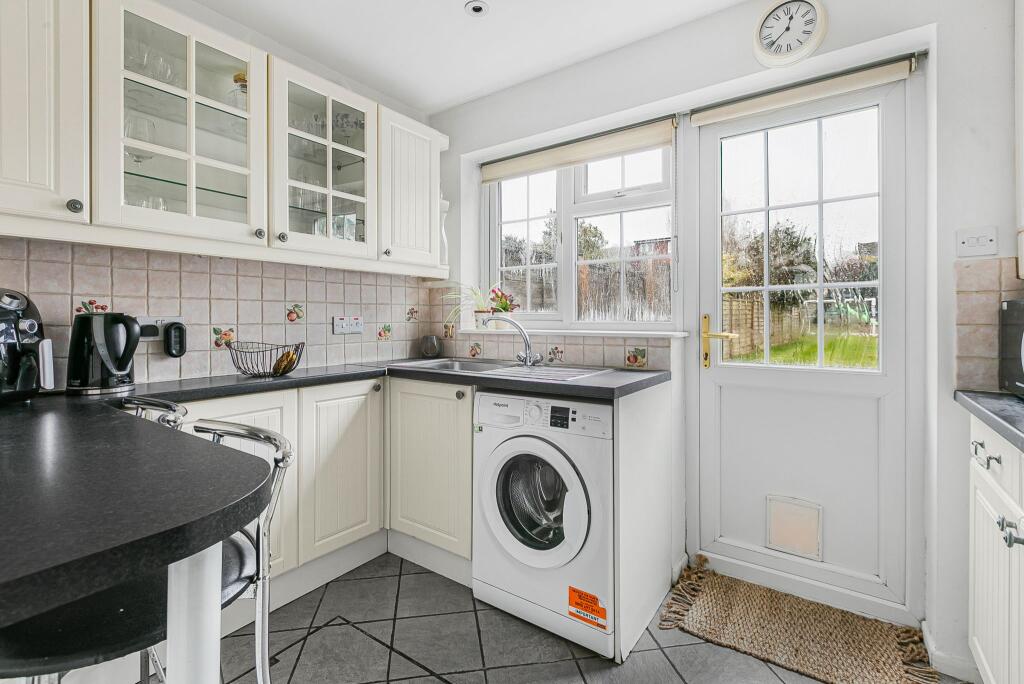 Additional image 6 of Dixons Hill Road, Welham Green, AL9