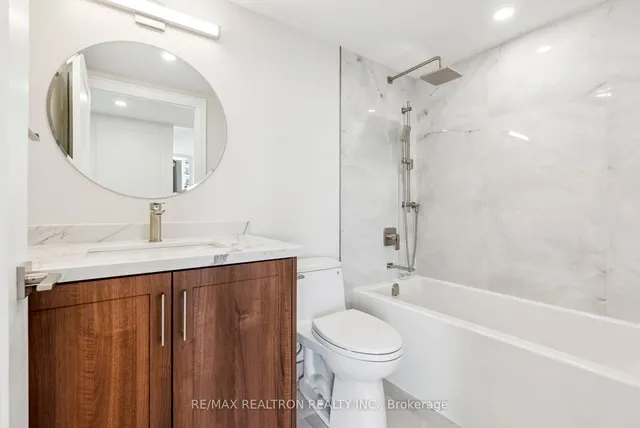 Additional image 26 of 35 Finch Ave Unit 905