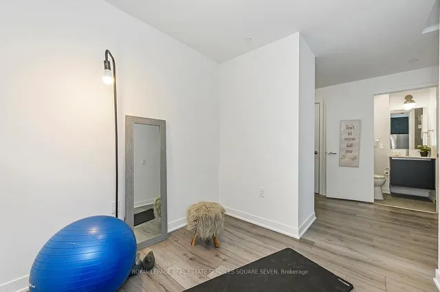 Additional image 8 of 395 Dundas St Unit 820