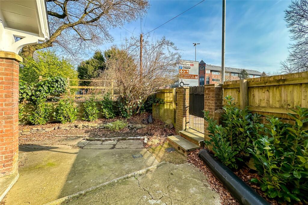 Additional image 9 of St. Stephens Hill, St. Albans, Hertfordshire, AL1