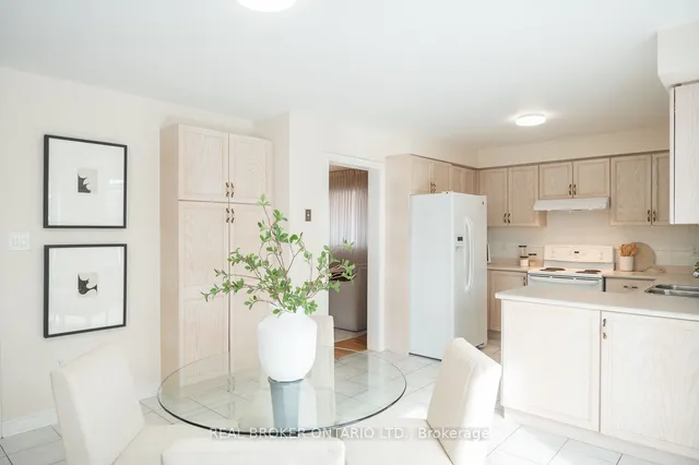 Additional image 22 of 36 Red Maple Lane