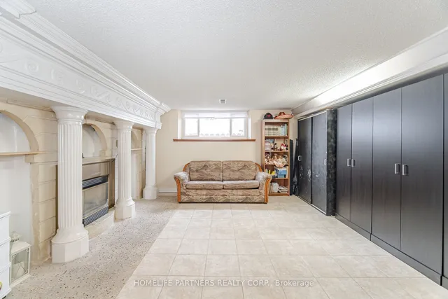 Additional image 31 of 60 Larchmere Ave