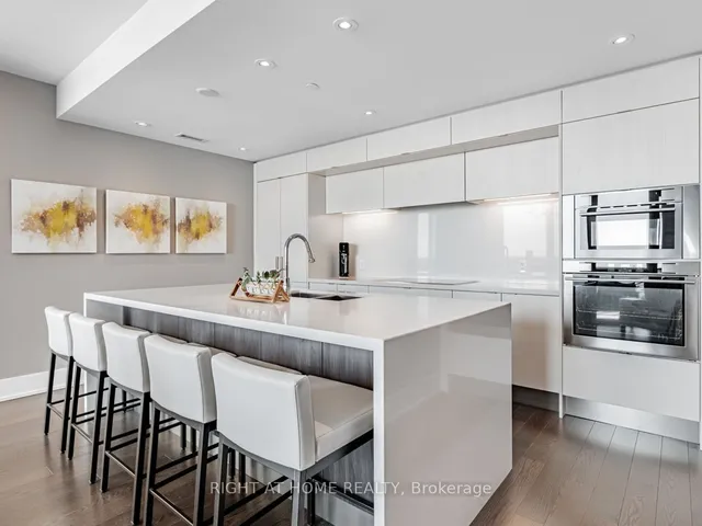 Additional image 10 of 1 Edgewater Dr Unit PH10