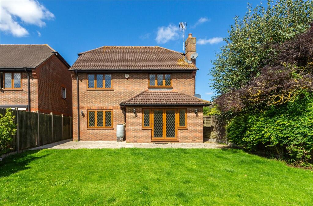 Additional image 17 of Redfield Close, Redbourn, Hertfordshire, AL3