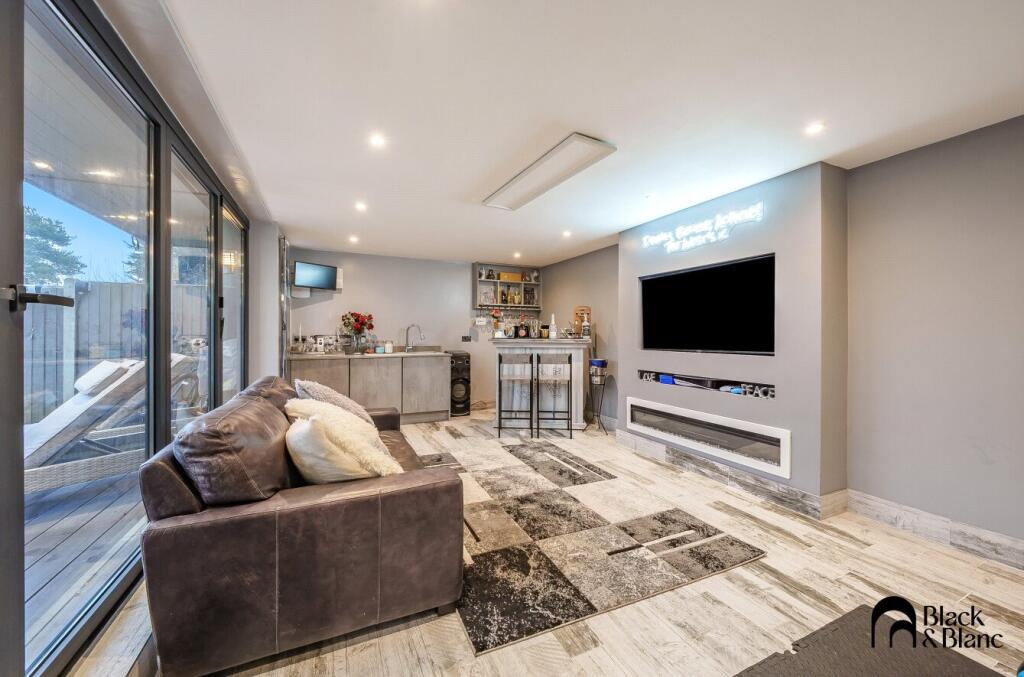 Additional image 36 of Queensway, West Wickham, Bromley, BR4