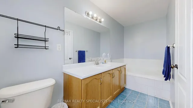 Additional image 20 of 18 Weather Vane Lane