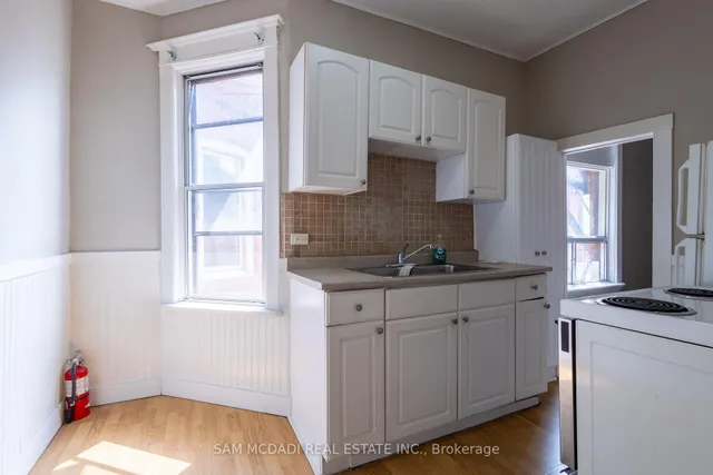 Additional image 15 of 194 Wellington St