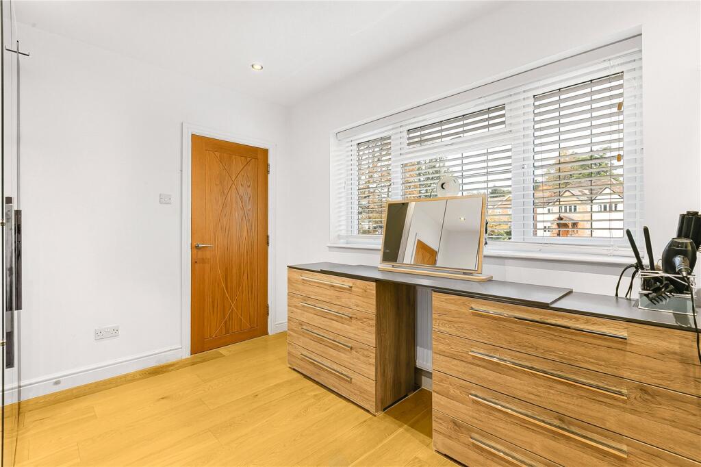 Additional image 19 of Pine Grove, Brookmans Park, Hertfordshire, AL9