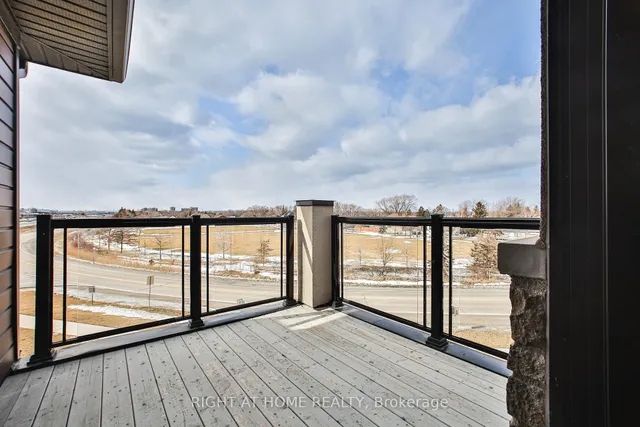 Additional image 35 of 590 North Service Rd Unit 102