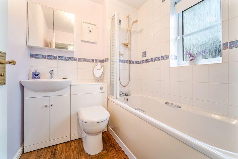 Additional image 17 of Oaktree Place, St Georges - FABULOUS SEMI