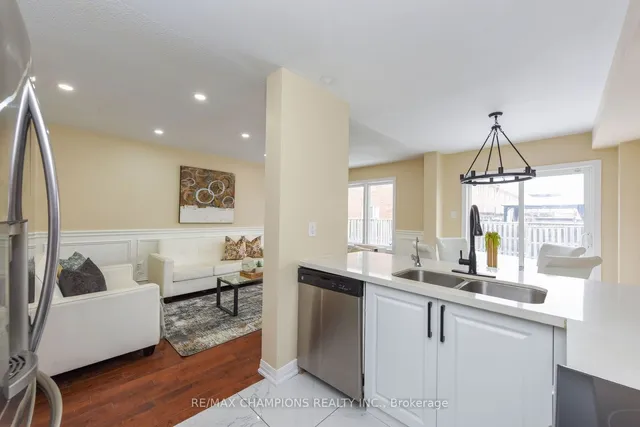 Additional image 18 of 258 Van Kirk Dr