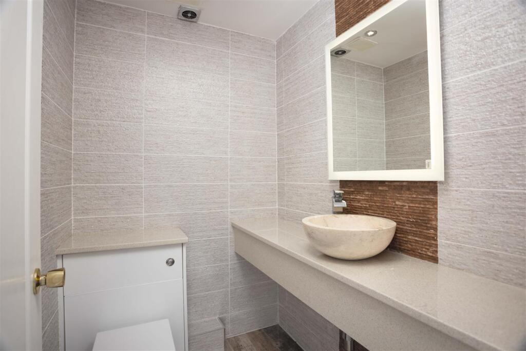 Additional image 8 of Kellymoor Walk, Idle