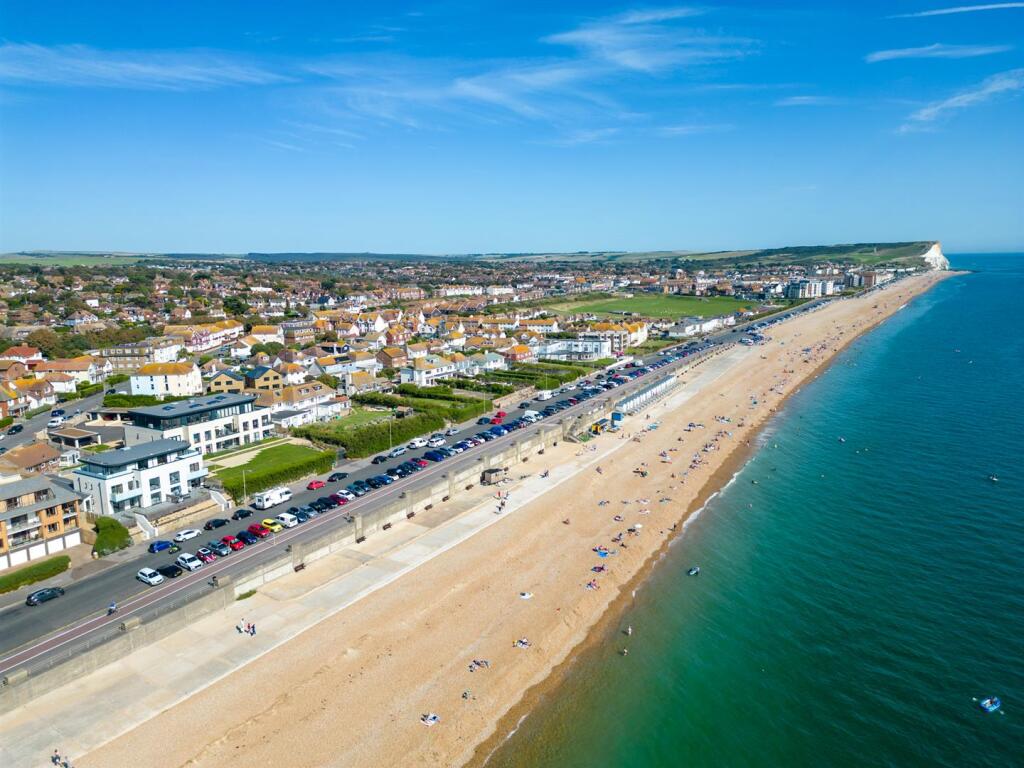 Additional image 35 of Waters Edge, Claremont Road