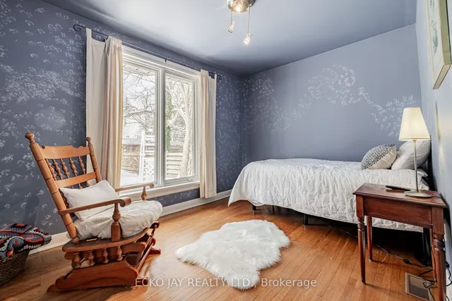 Additional image 16 of 32 Bradgate Rd