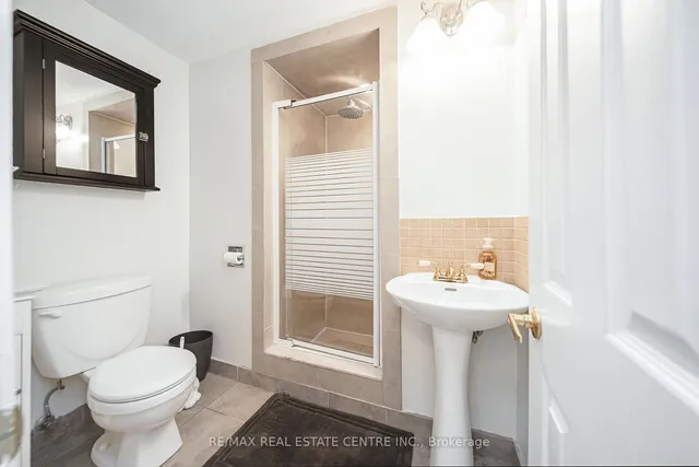 Additional image 29 of 2 Chesterfield Rd