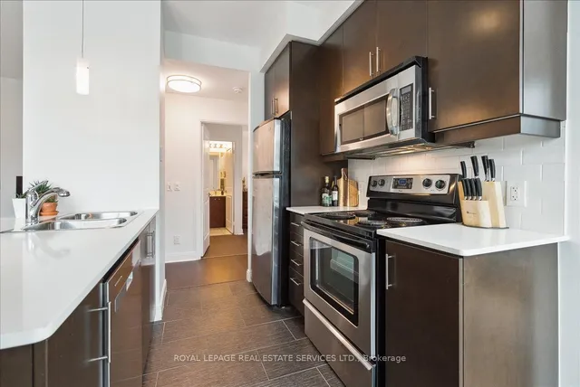 Additional image 14 of 38 The Esplanade Unit 807