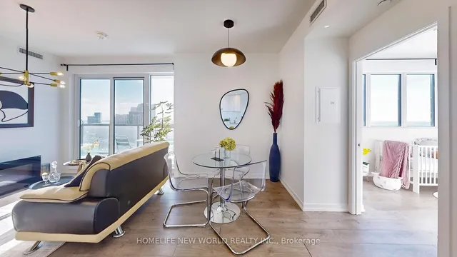 Additional image 14 of 49 East Liberty St Unit 2003