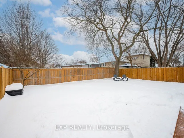 Additional image 36 of 3496 Caplan Cres