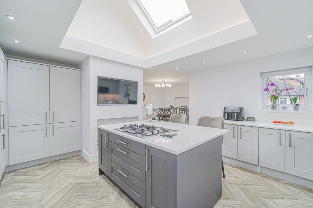 Additional image 4 of Catherines Close, Catherine-De-Barnes, B91