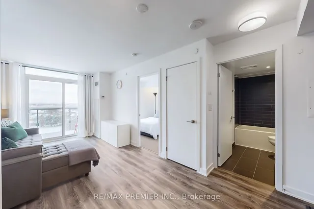 Additional image 14 of 160 Flemington Rd Unit 1217