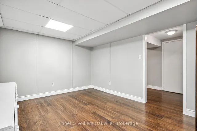 Additional image 25 of 1027 Elizabeth Pl