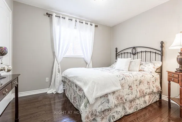 Additional image 29 of 34 Penbridge Circ